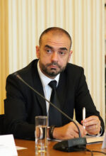 Octavian-Dinca-150x220_c-150x220_c