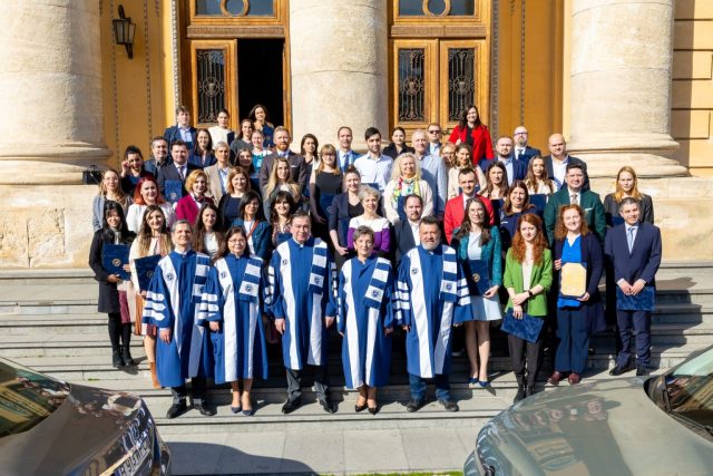 Festivitatea de acordare a diplomelor de doctor în științe și a atestatelor de abilitare 13